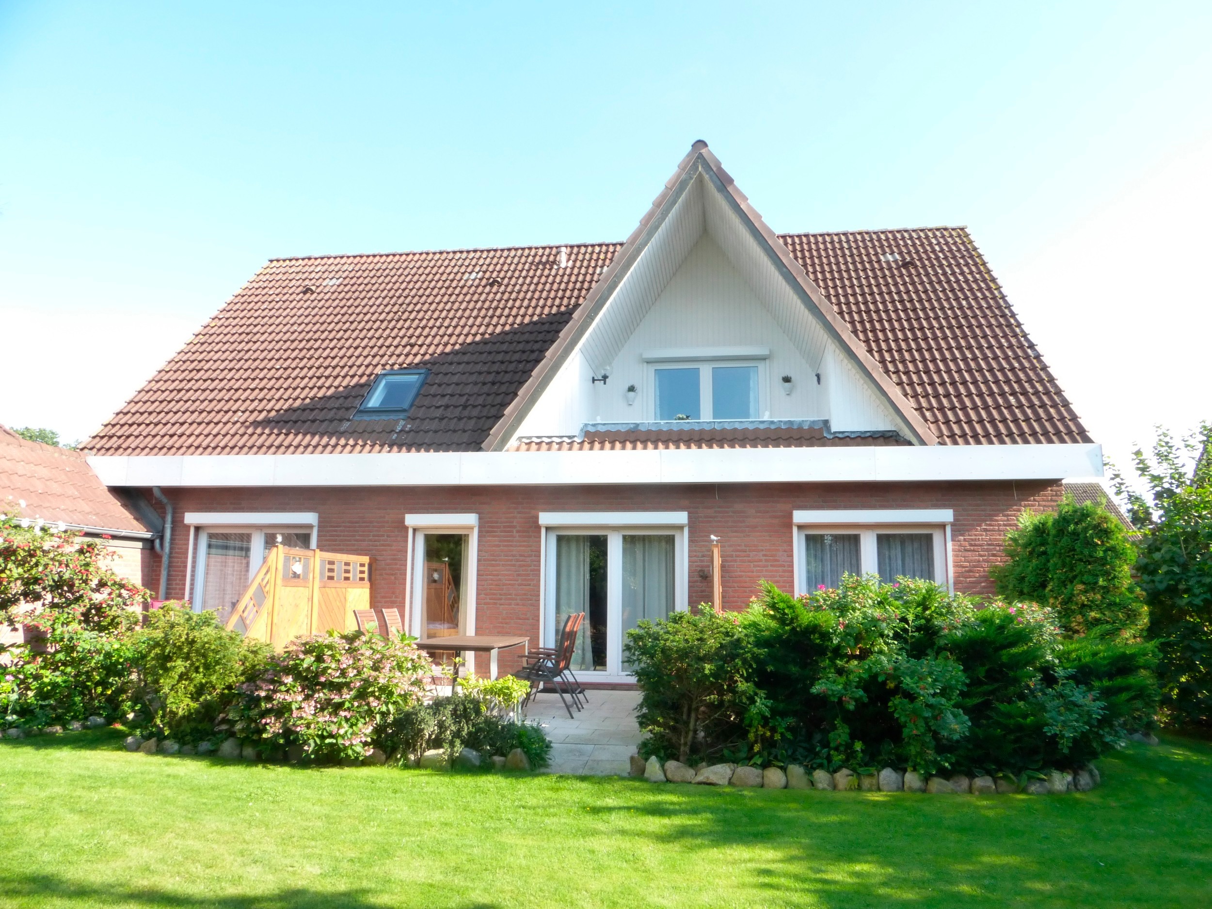 Haus Zimdahl, links Ferienwohnung in Kellenhusen