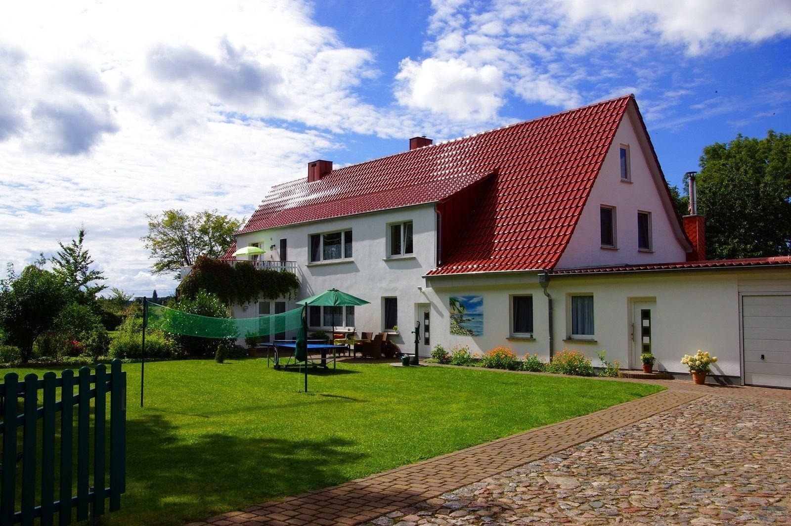 Ferienwohnung Wiesenblick - zentral auf der Insel  Ferienwohnung  Ostseeinseln