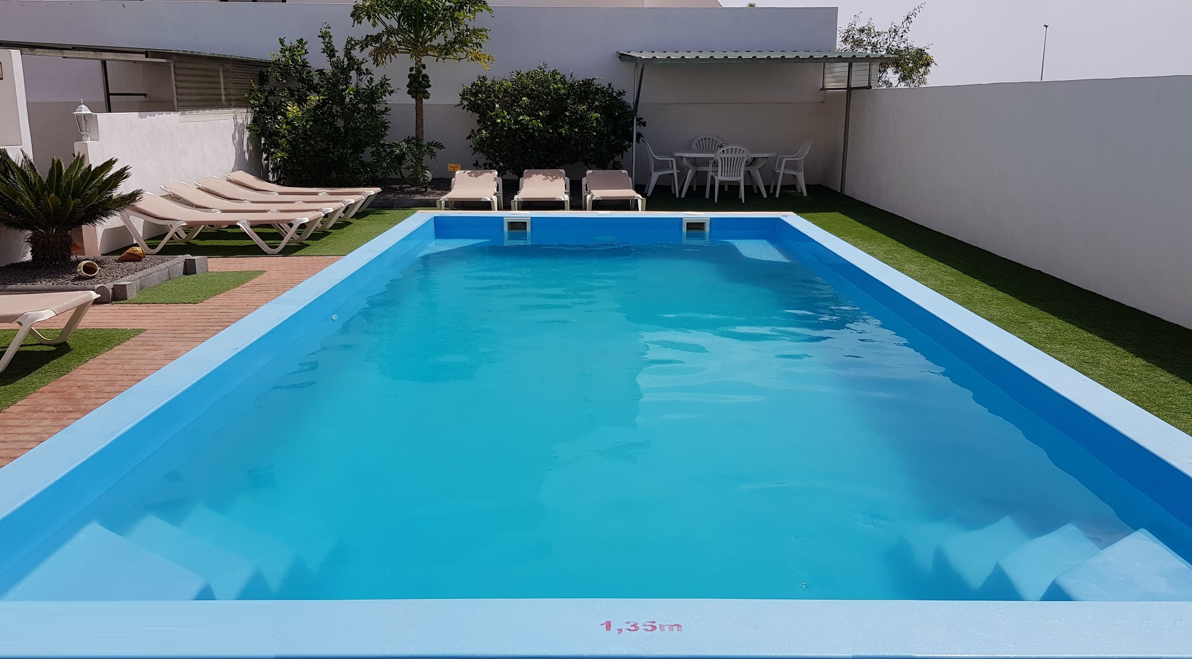 Kleine Ferienanlage mit Pool, Spielplatz & Bou Ferienwohnung  Lanzarote