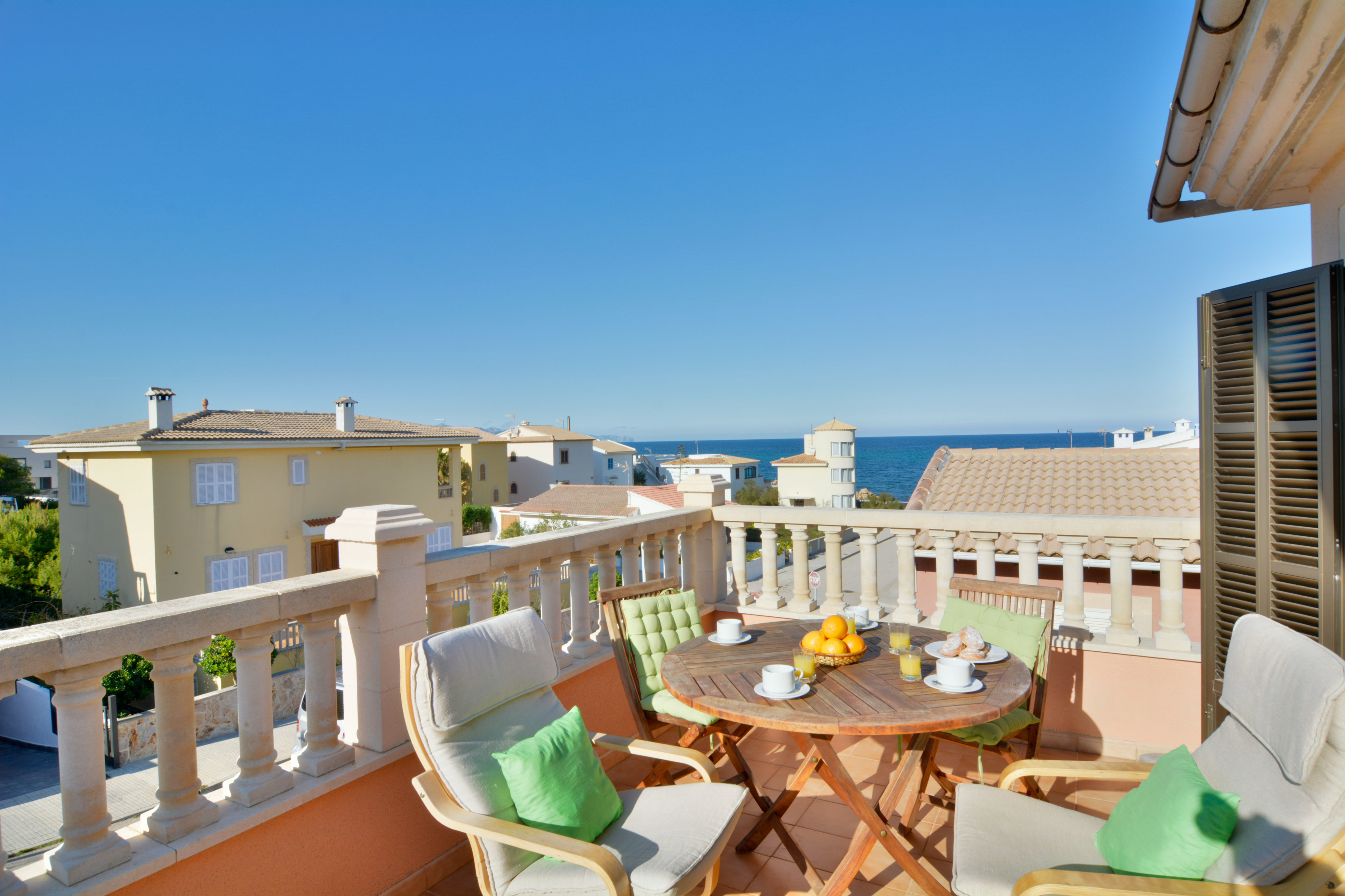 Son Serra beach apartment 350mts beach and terrace Ferienwohnung in Europa