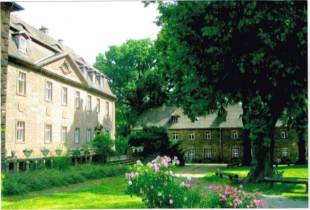 Schloss Zingst FeWo  und Haus 1 Ferienhaus  Fischland Darß Zingst