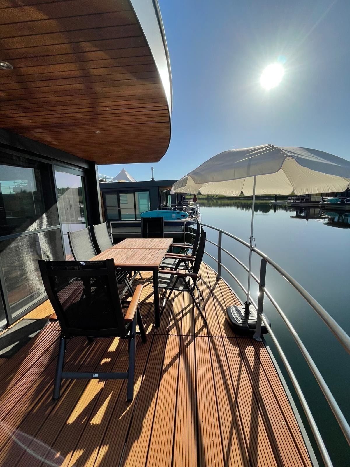 Hausboot "Vroni" am Bärwaldersee im Boot 