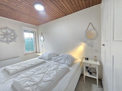 Foto 7 Ferienhaus Ostfriesland Norddeich & Umgebung Ferienhaus Lüttje Uttiet mit eingezäunten Garten (Objekt 75788) suchen