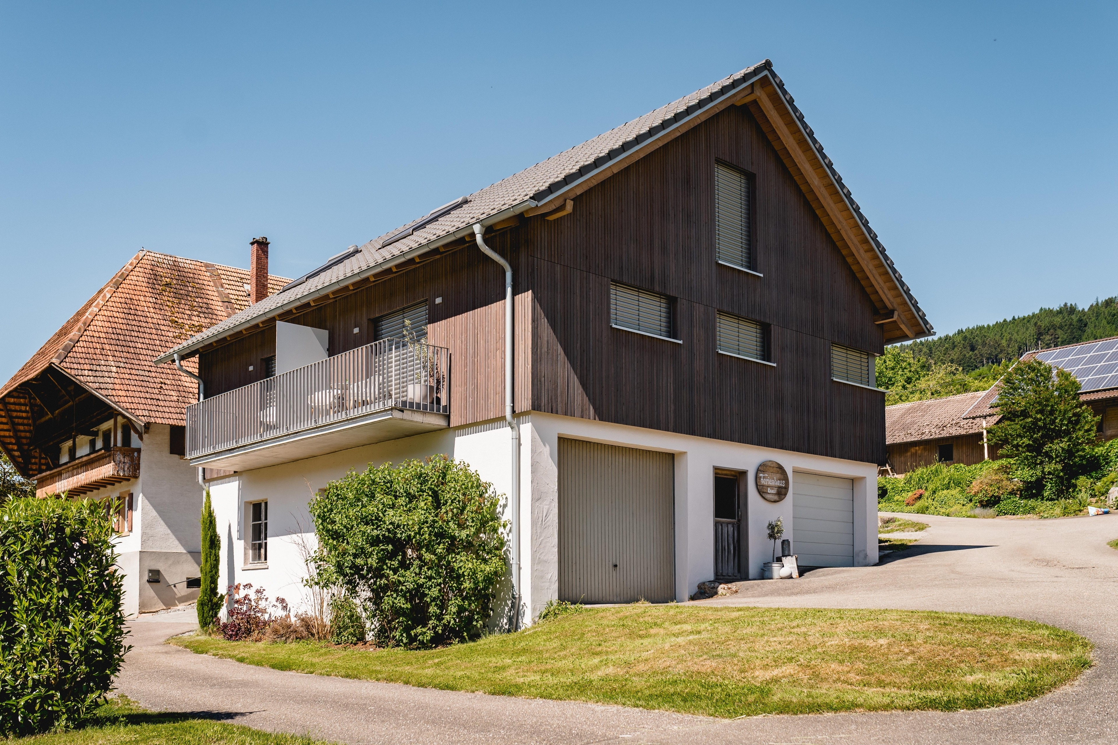 Moderne und ansprechende Ferienwohnung KINAST 2 (HOST111) by FeWo-PLAN im Herzen des Schwarzwaldes – Bild 3