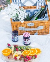 Abendpicknick im Rosenpark
