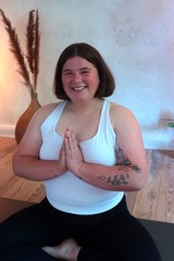 Curvy Yoga - Kursangebot 4 Abende