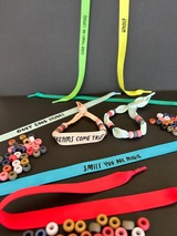 Itoshii Armbänder
