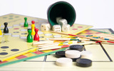 Einladung zum Kniffel- und Spielenachmittag in der Stadtbücherei Oldenburg in Holstein